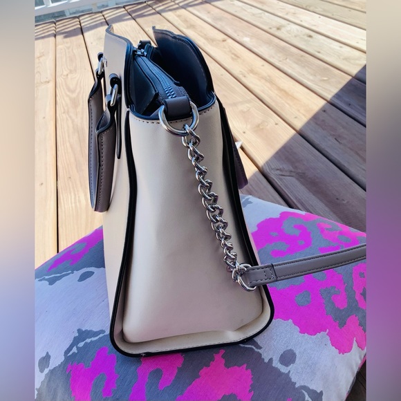 ELEGANT NINE WEST TOTE BAG 🌷🌷 - Picture 6 of 14